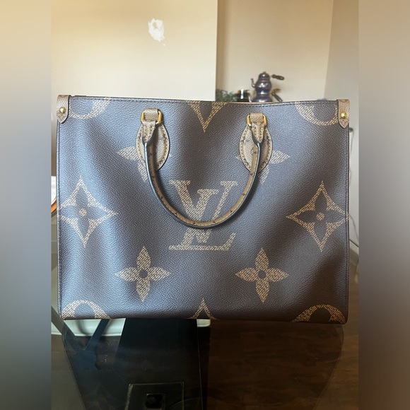 Louis Vuitton M45321 OnTheGo Medium Model Monogram - Picture 5 of 15